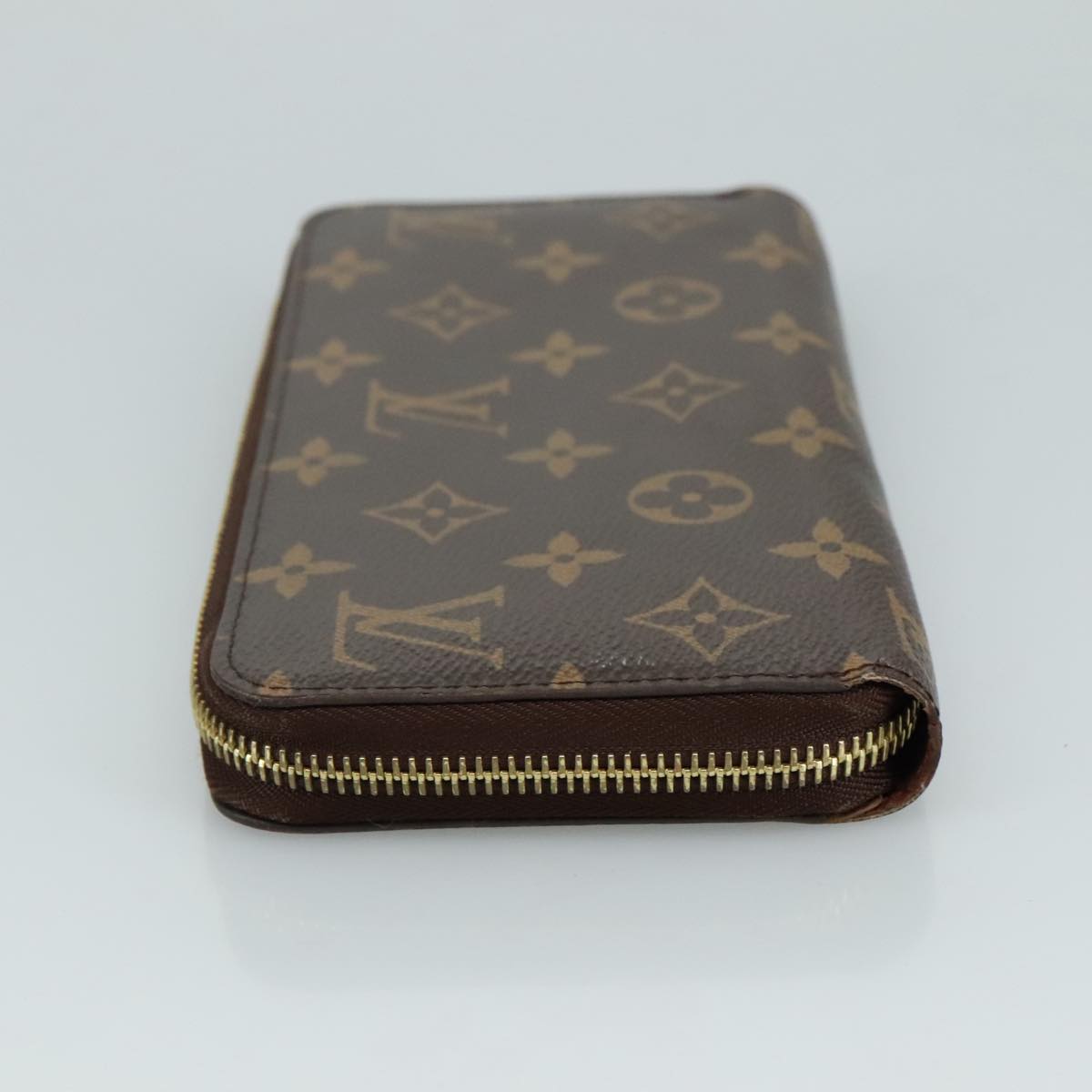 Louis Vuitton Zippy wallet