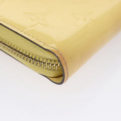 Louis Vuitton Zippy wallet