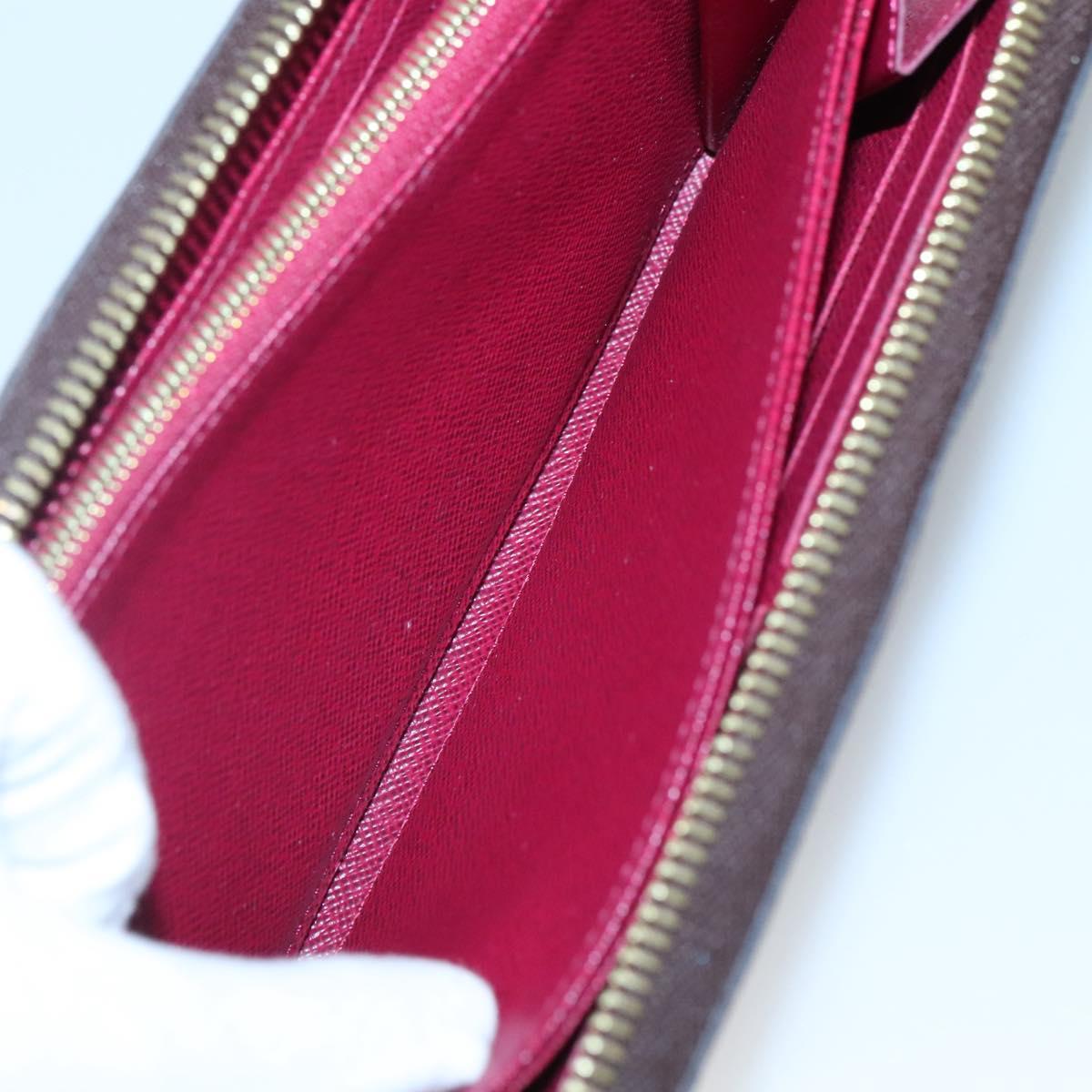 Louis Vuitton Zippy