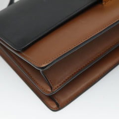 Céline Case flap