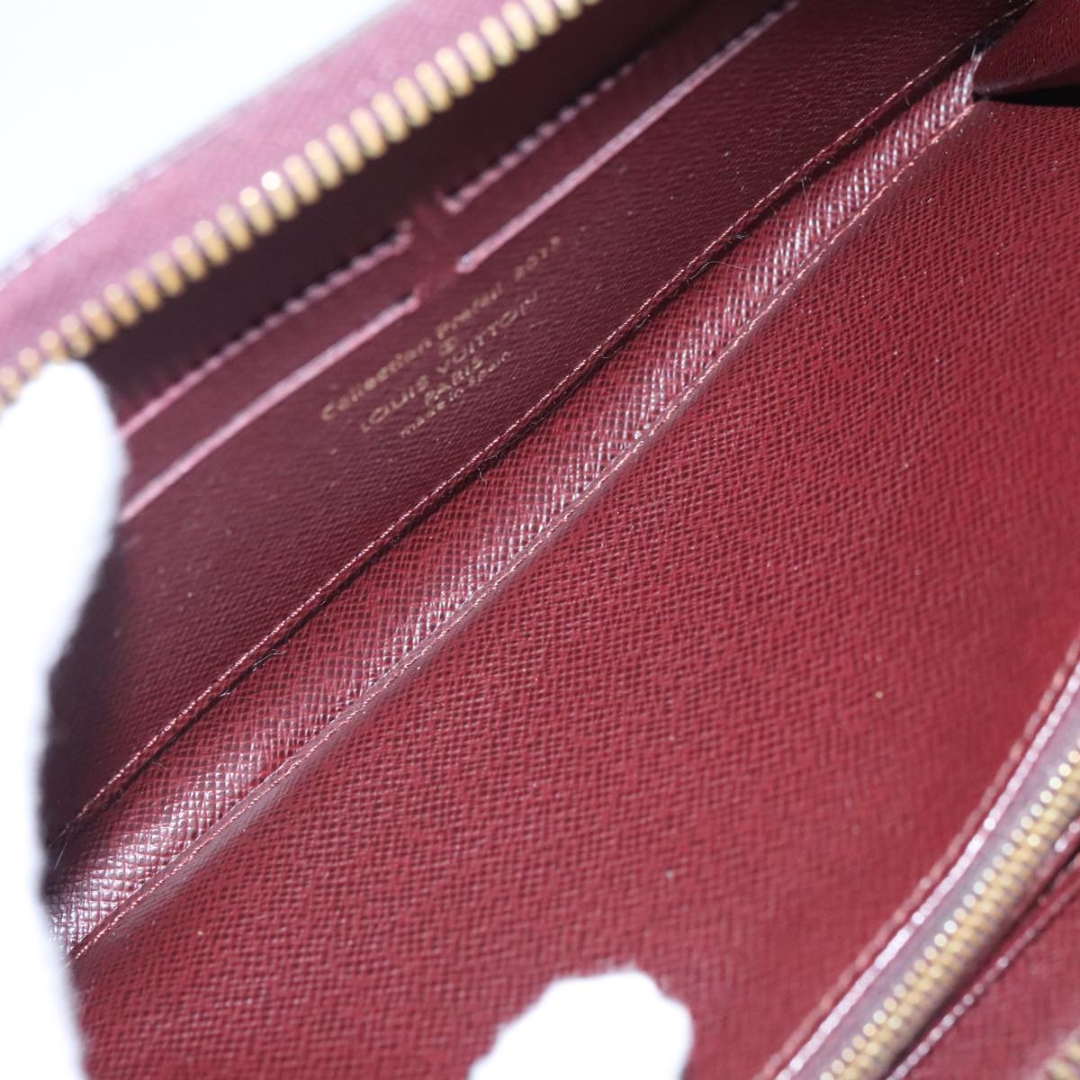 Louis Vuitton Zippy wallet
