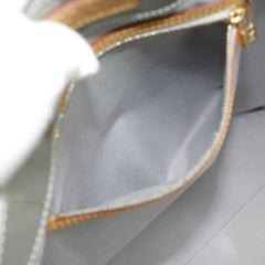 Louis Vuitton Reade