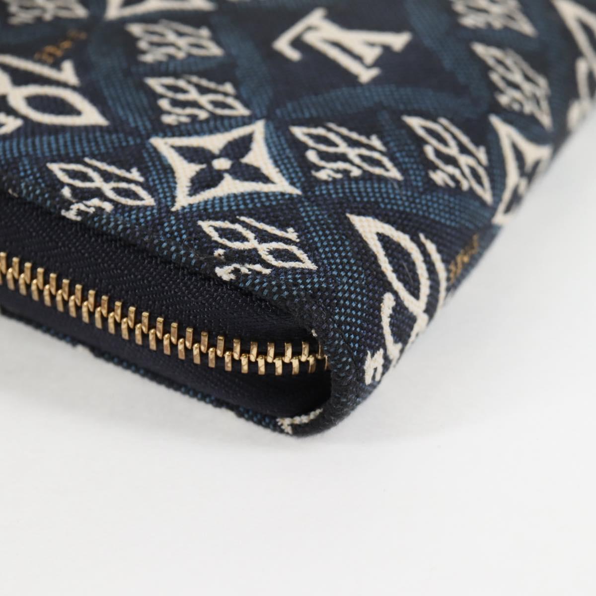 Louis Vuitton Zippy wallet