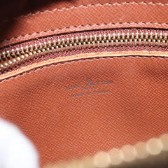 Louis Vuitton Jeune fille