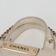 Chanel Shopping