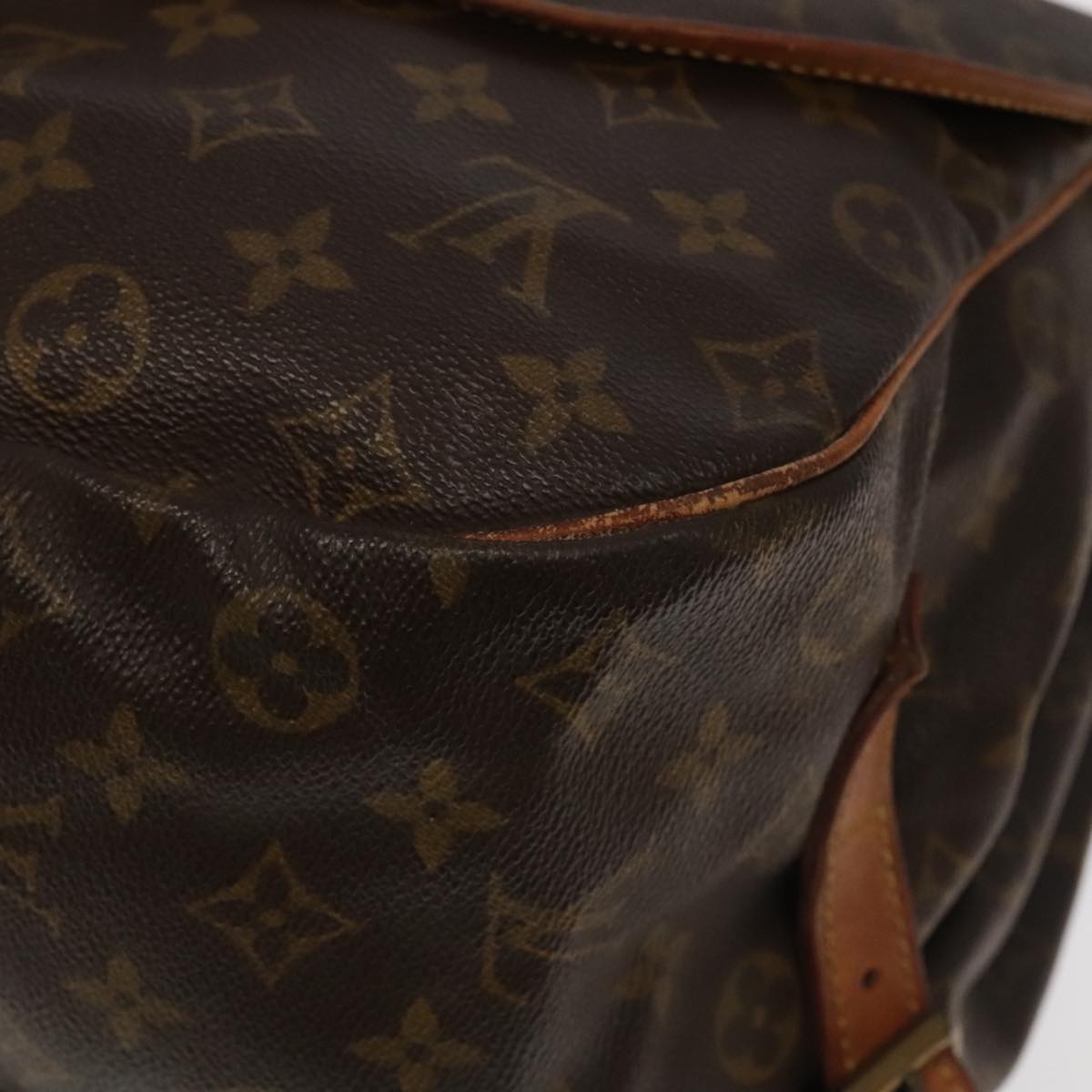 Louis Vuitton Saumur 35