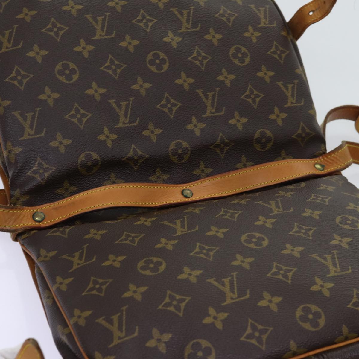 Louis Vuitton Saumur