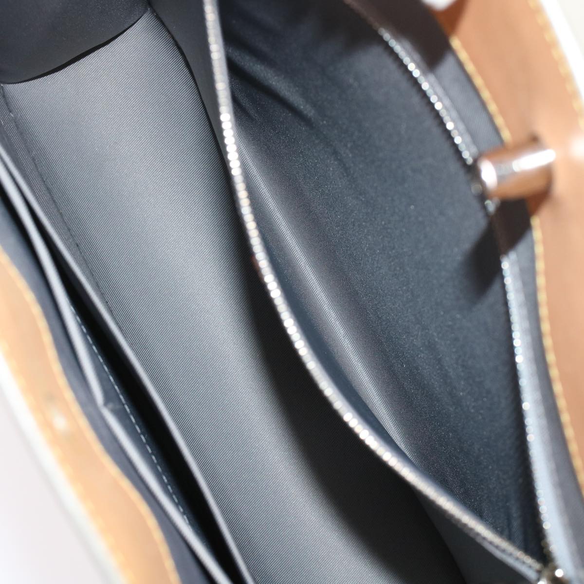 Louis Vuitton Sac plat