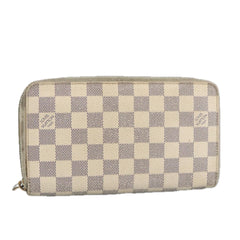 Louis Vuitton Zippy wallet