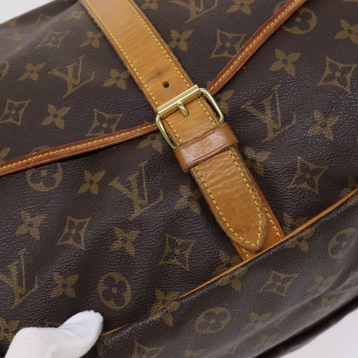 Louis Vuitton Saumur 35