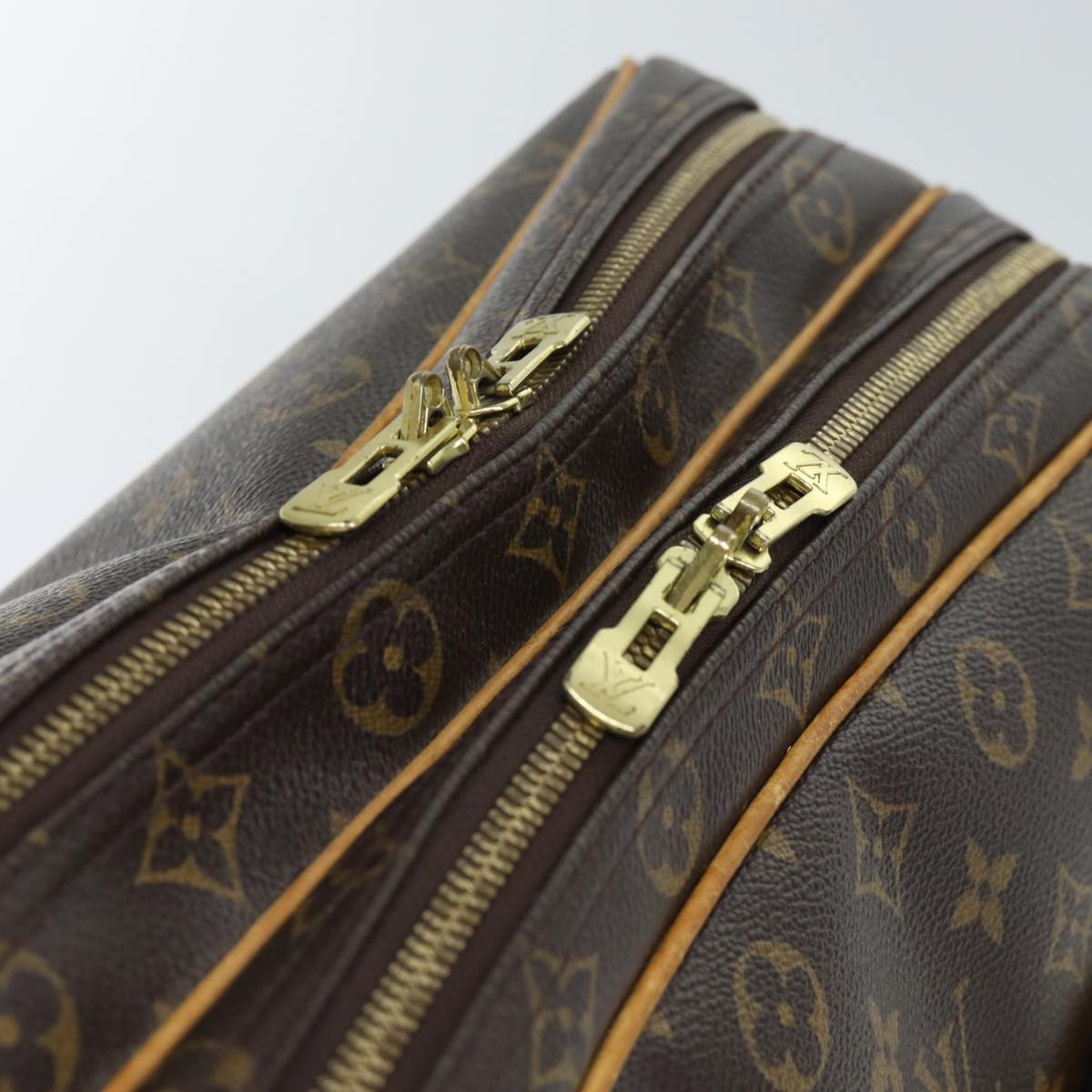 Louis Vuitton Reporter