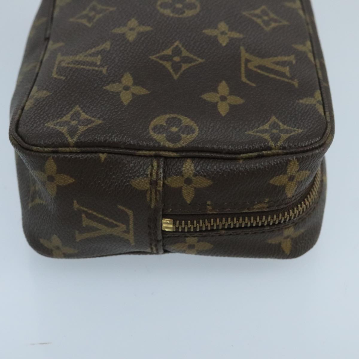 Louis Vuitton Trousse de Toilette 18