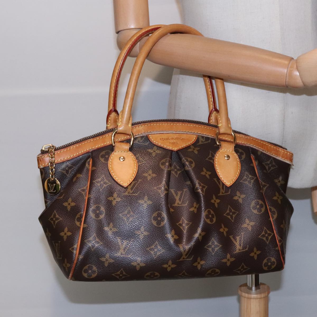 Louis Vuitton Tivoli