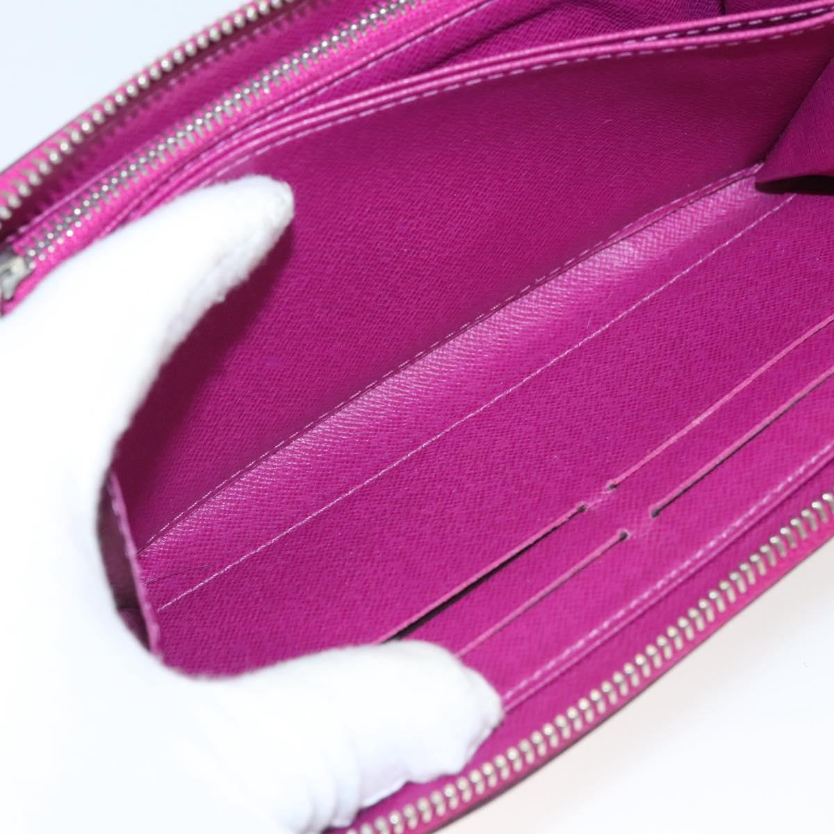 Louis Vuitton Zippy wallet