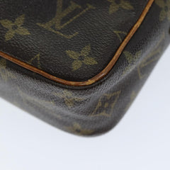 Louis Vuitton Trousse de Toilette
