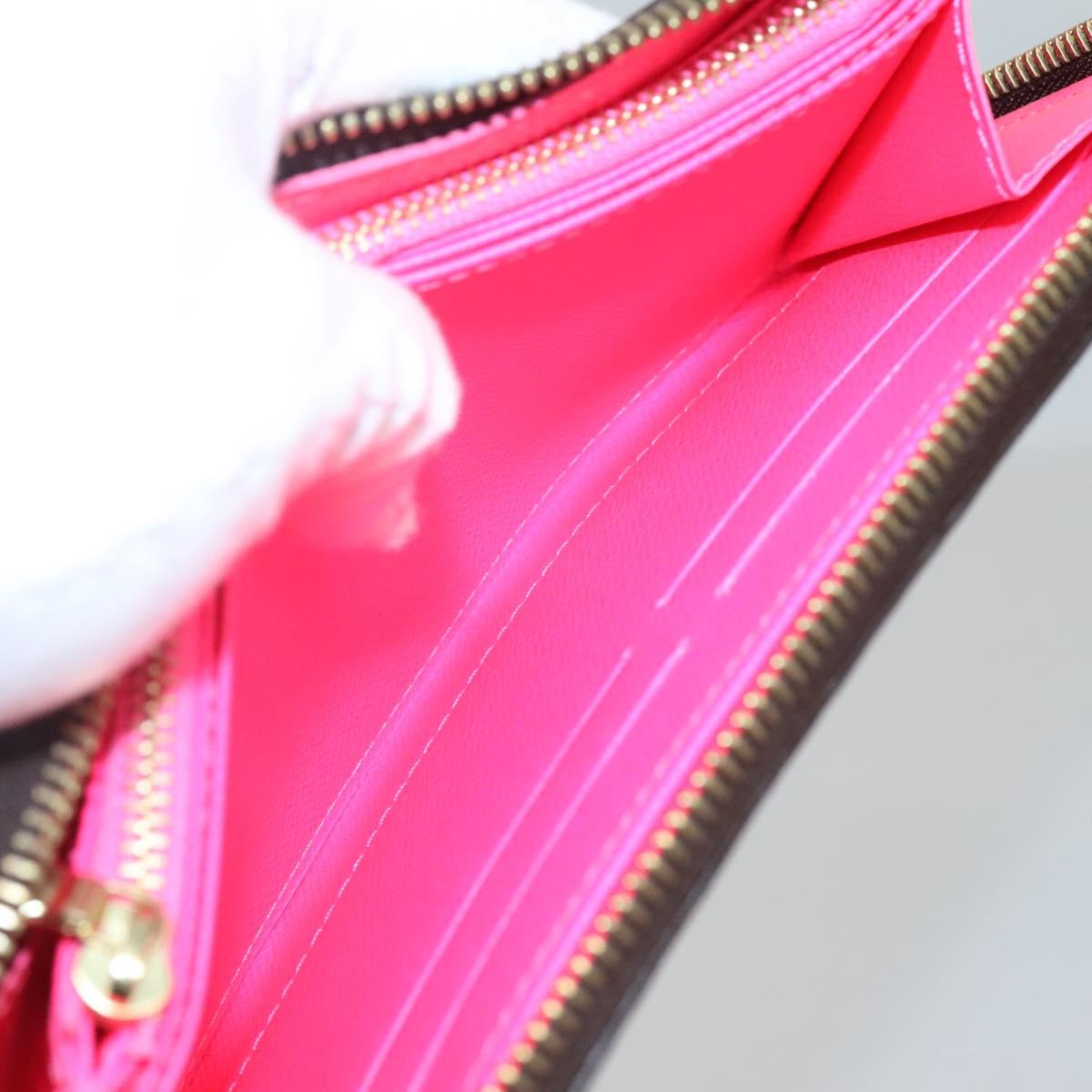 Louis Vuitton Zippy wallet