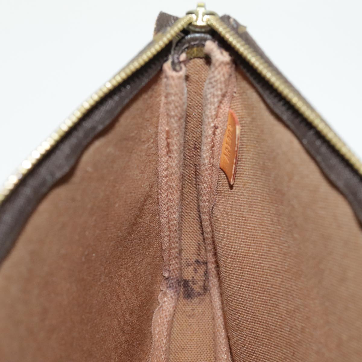 Louis Vuitton Pochette Accessoire
