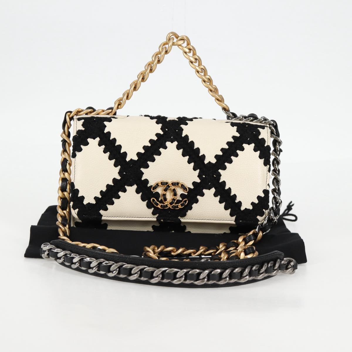 Chanel Chanel 19