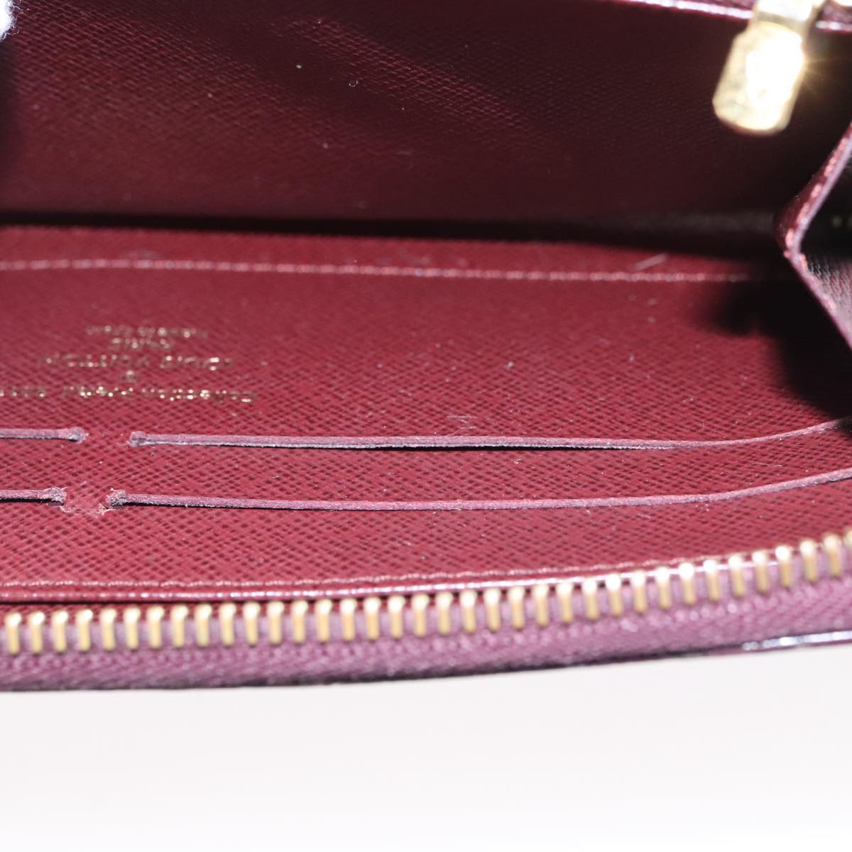 Louis Vuitton Zippy wallet