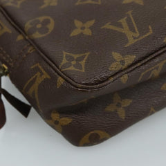 Louis Vuitton Trousse de Toilette 18