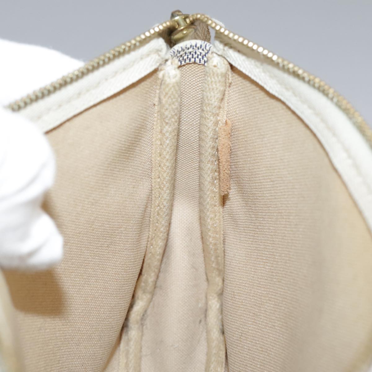 Louis Vuitton Pochette Accessoire