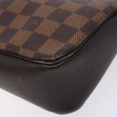 Louis Vuitton Trousse pochette