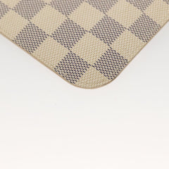 Louis Vuitton Neverfull pouch