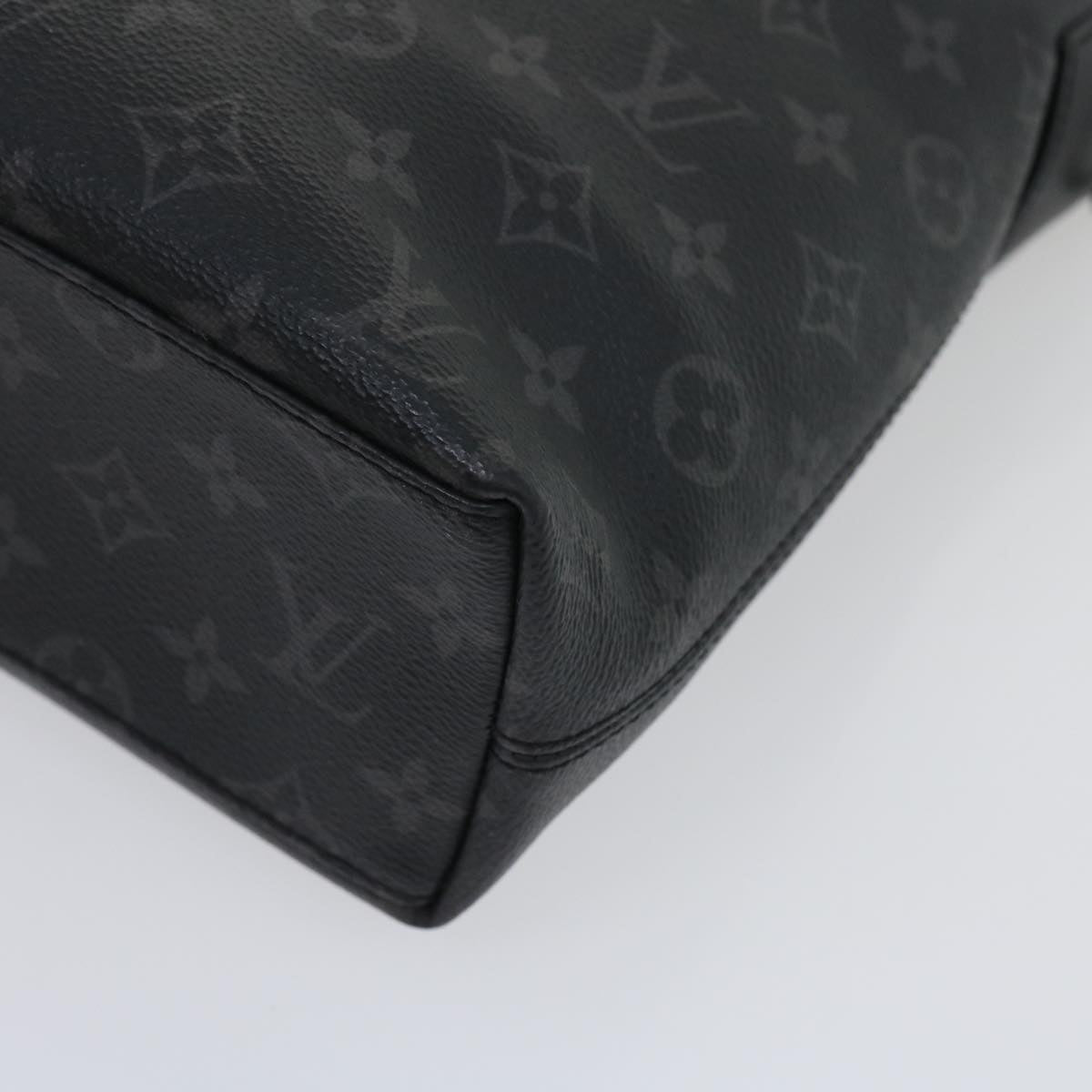 Louis Vuitton Explorer