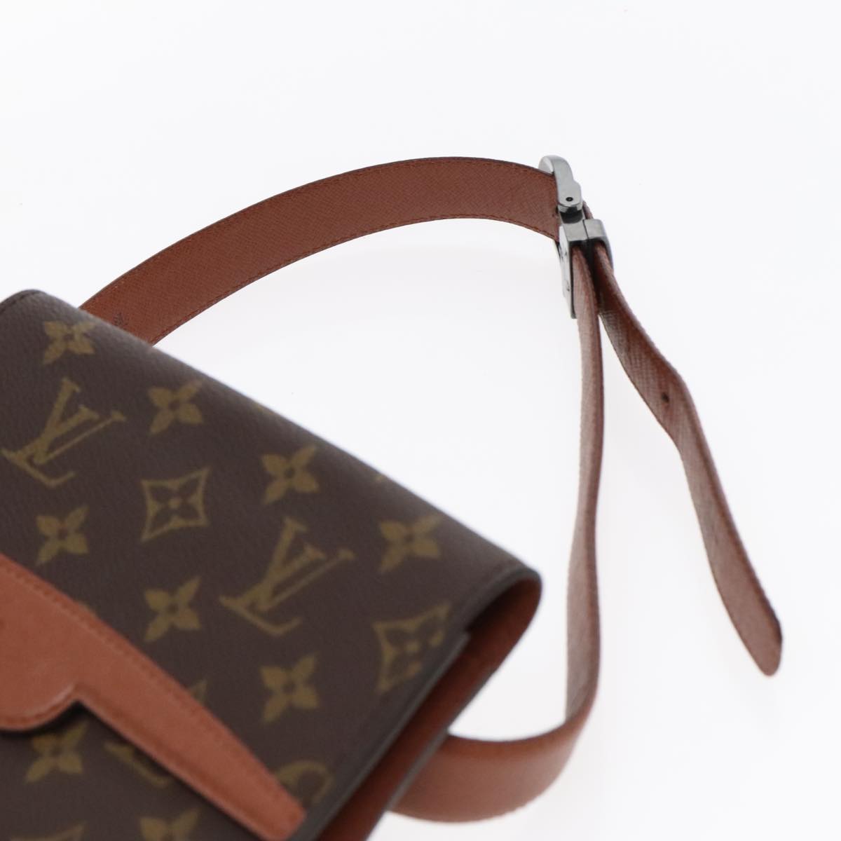Louis Vuitton Arche