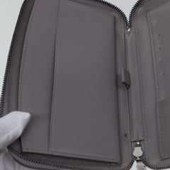 Louis Vuitton Zippy wallet