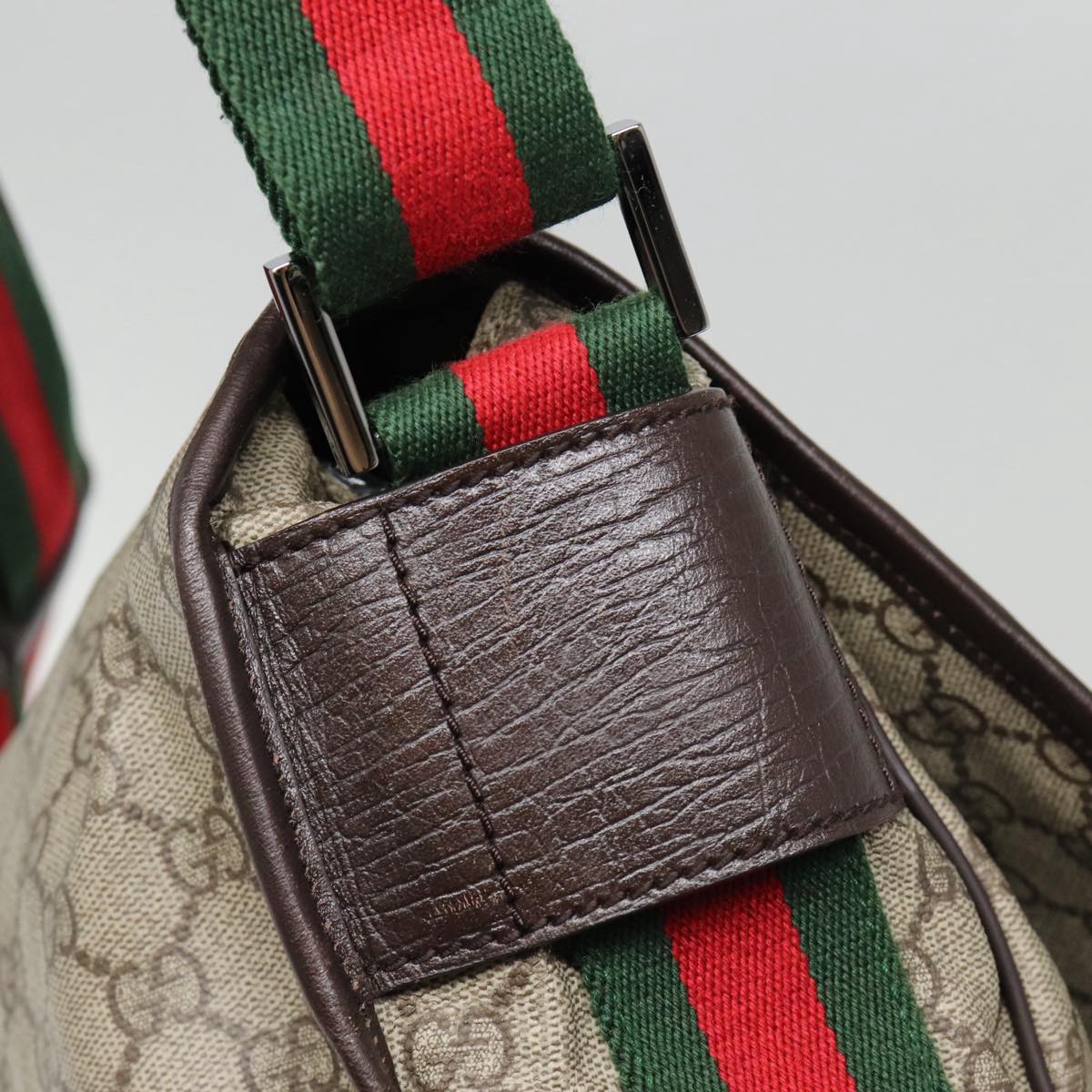 Gucci Messenger