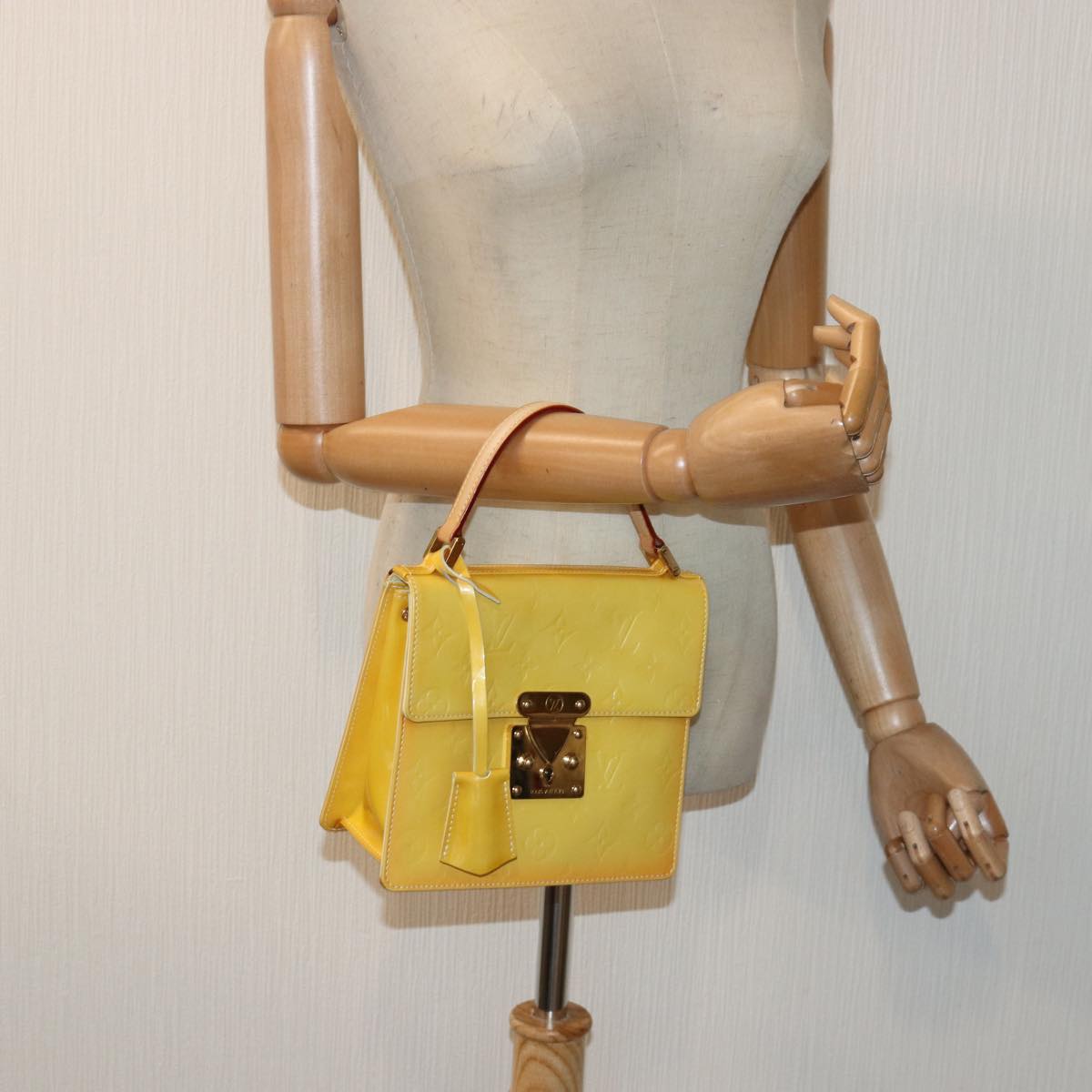 Louis Vuitton Spring Street