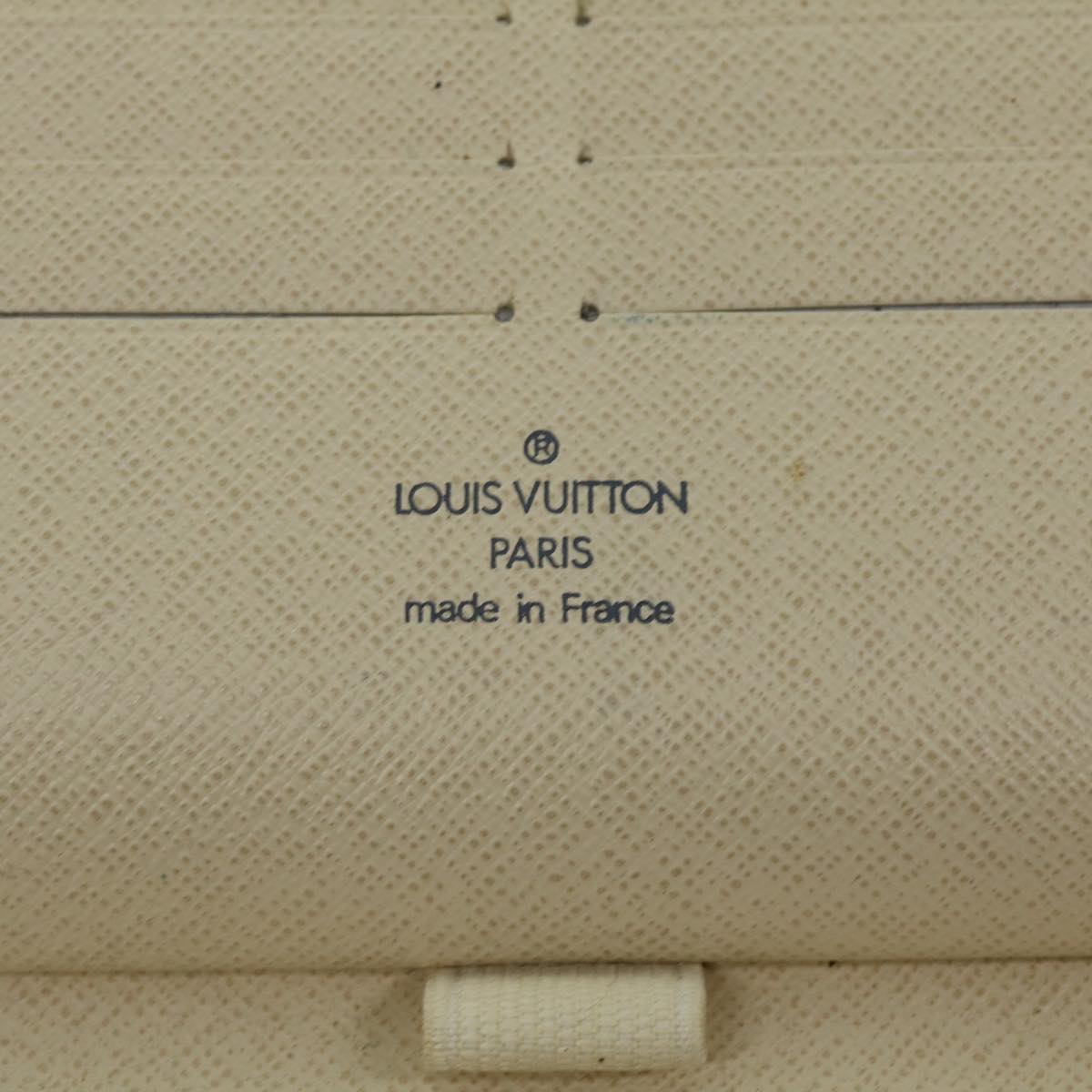 Louis Vuitton Zippy organizer