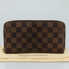 Louis Vuitton Zippy wallet