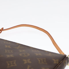 Louis Vuitton Pochette Accessoire