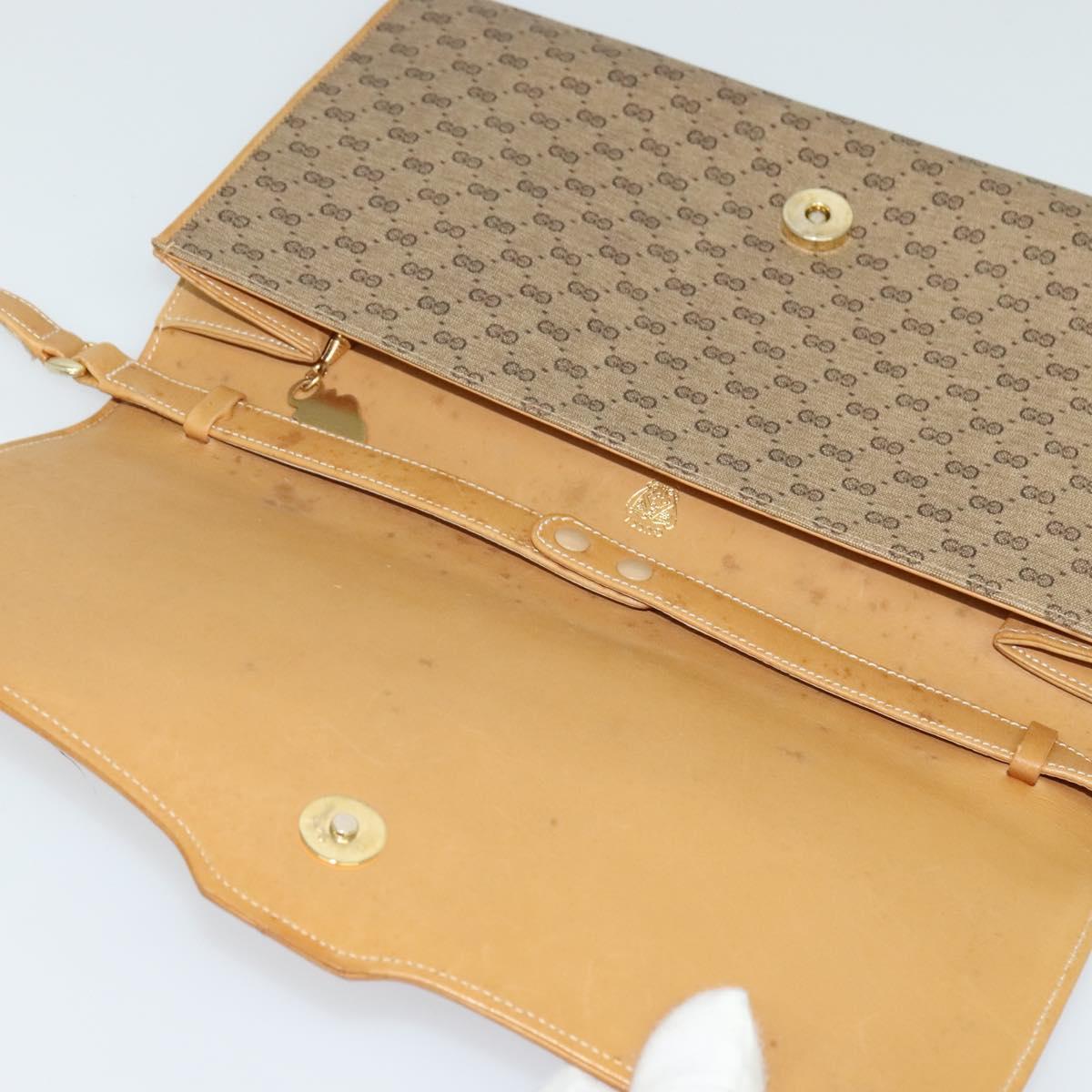 Gucci GG Supreme