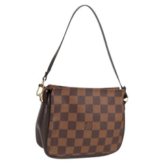 Louis Vuitton Trousse makeup
