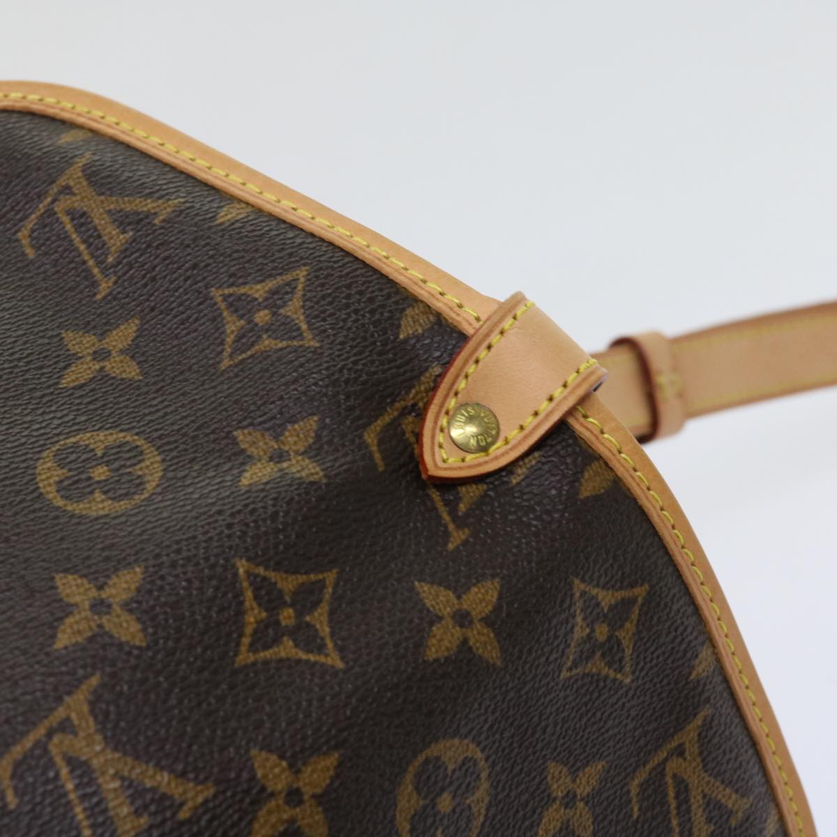 Louis Vuitton Saumur
