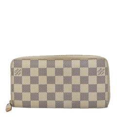 Louis Vuitton Zippy wallet