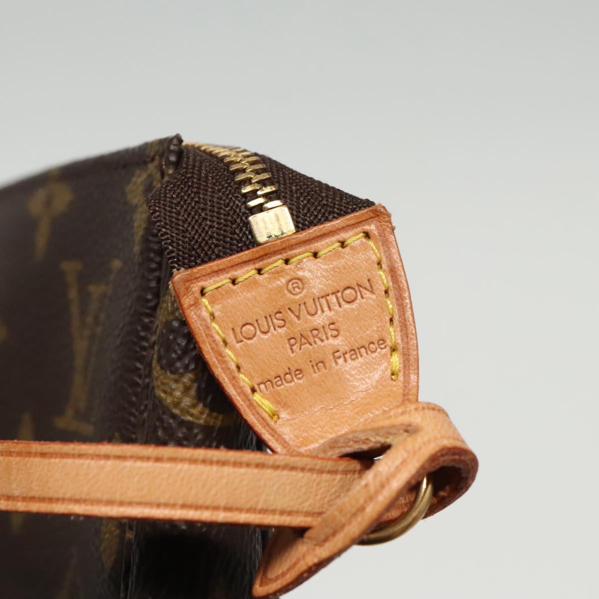 Louis Vuitton Pochette Accessoire