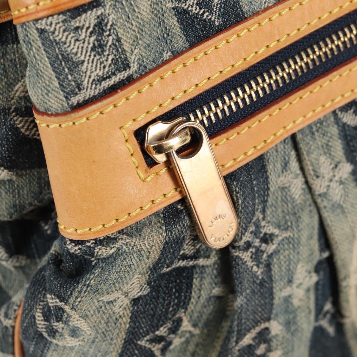 Louis Vuitton Pleaty