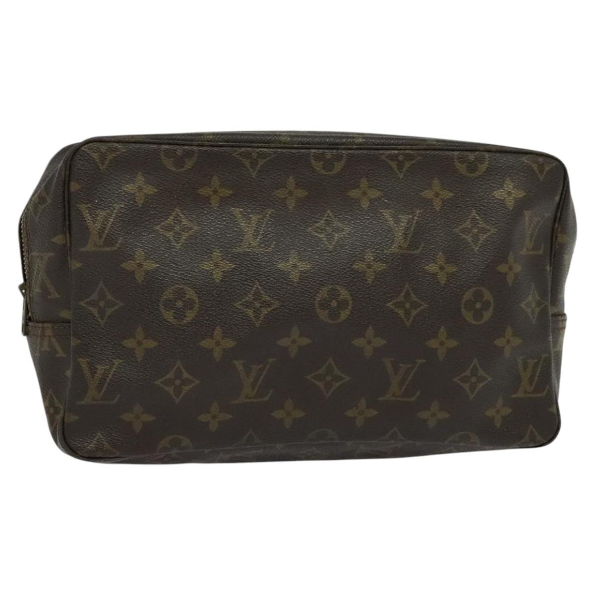 Louis Vuitton Trousse Toilette 28