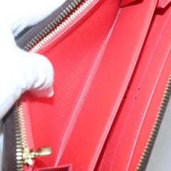 Louis Vuitton Zippy wallet