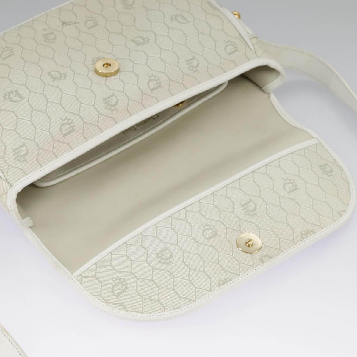 Dior Honeycomb