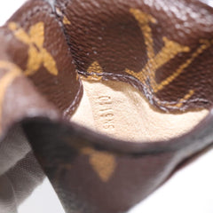 Louis Vuitton Etui à lunettes