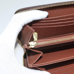 Louis Vuitton Zippy wallet