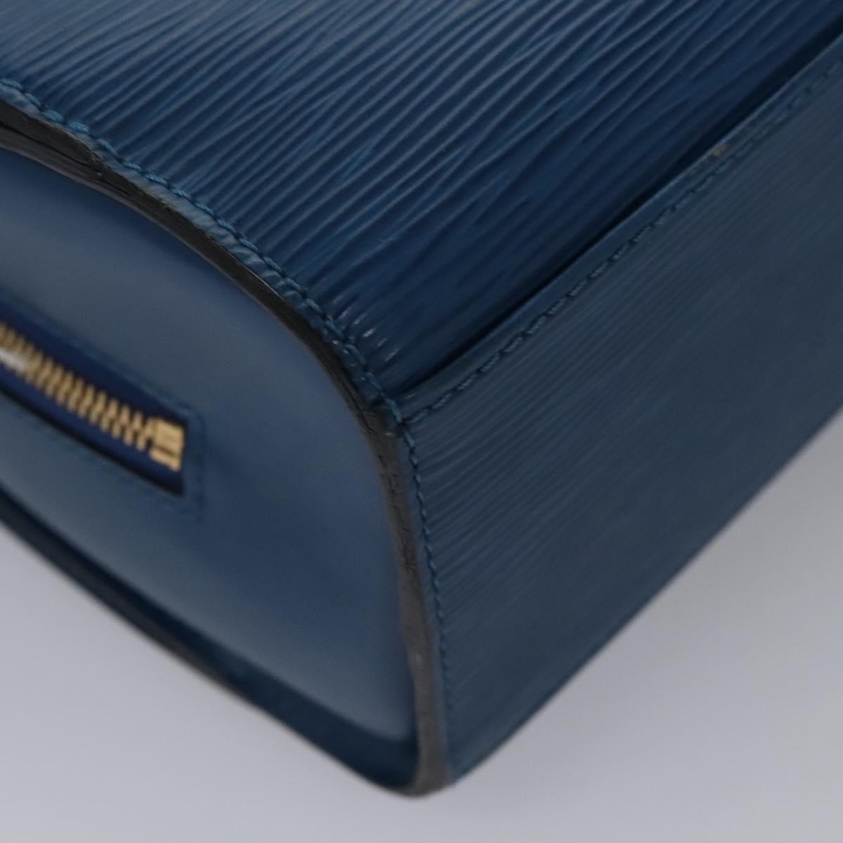 Louis Vuitton Pont Neuf