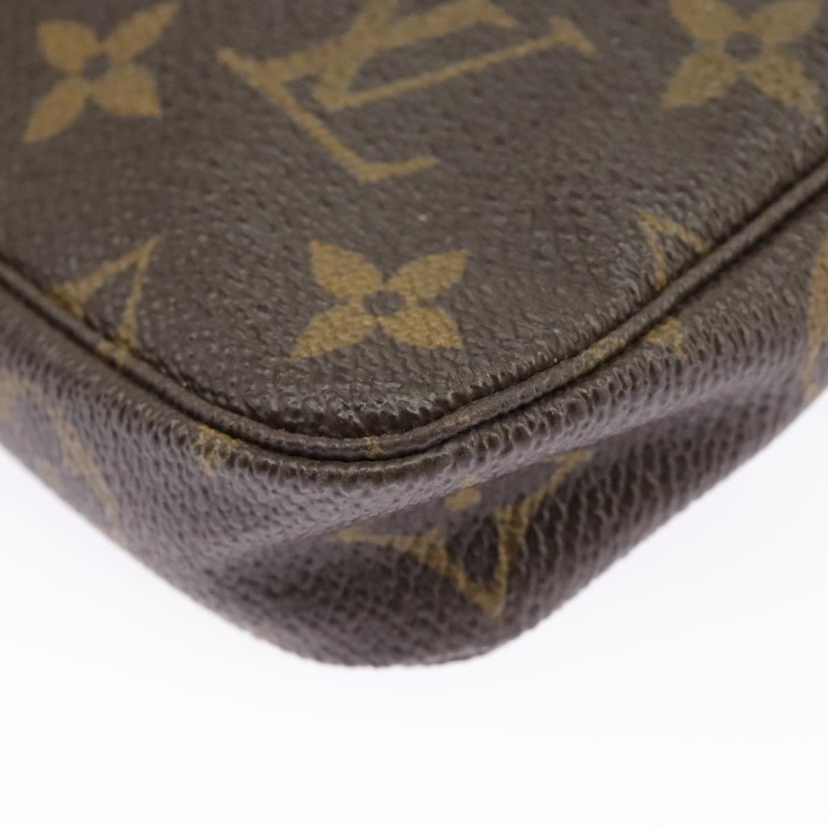 Louis Vuitton Mini Pochette Accessoires