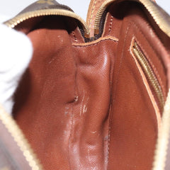 Louis Vuitton Jeune fille