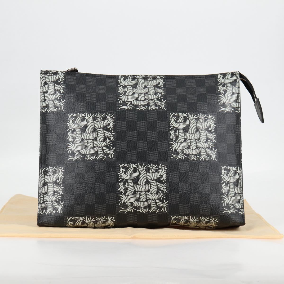 Louis Vuitton Pochette voyage